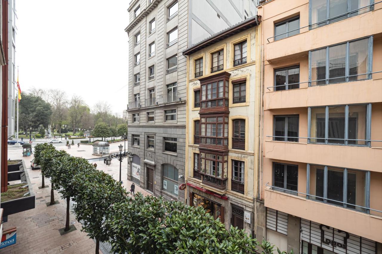 Chambre Noir Apartamento Oviedo Exterior photo